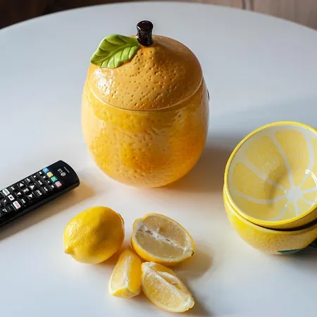 Limoncello I *